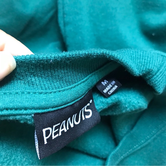 Peanuts Tennis Club Green Sweatshirt - Picture 4 of 4